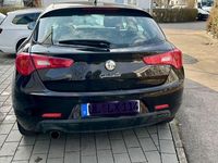 Gebraucht Alfa Romeo Giulietta 120 PS (88 kW) 2012 Schwarz Kleinwagen
