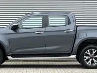 Gebraucht Isuzu D-Max 163 PS (119 kW) 2023 Grau Pickup