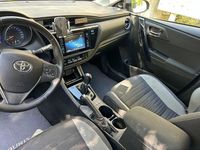 Gebraucht Toyota Auris 116 PS (85 kW) 2016 Braun Limousine