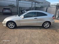 Gebraucht Mercedes C180 129 PS (94 kW) 2002 Silber Coupé