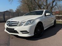 Gebraucht Mercedes E500 408 PS (300 kW) 2012 Weiß Coupé