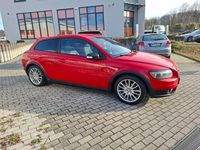 Gebraucht Volvo C30 109 PS (80 kW) 2008 Rot Kleinwagen