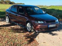 Gebraucht Opel Astra 84 PS (61 kW) 2001 Rot Limousine
