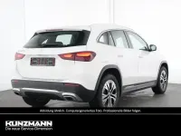 Gebraucht Mercedes GLA250 Progressive 163 PS (119 kW) 2025 Polarweiss SUV