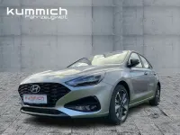 Gebraucht Hyundai i30 Advantage 140 PS (102 kW) 2024 Shimmering silver (silber) Limousine