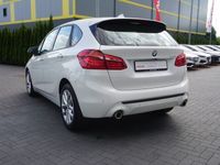 gebraucht BMW 220 2er Reihe iA Sport Line 2-Zonen-Klima Navi Sitzheizung
