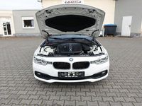 Gebraucht BMW 330 Advantage 258 PS (189 kW) 2016 Weiß Kombi