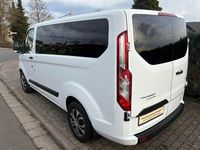 Używany Ford Tourneo Titanium 131 KM (96 kW) 2018 Biały Minivan