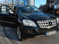Gebraucht Mercedes ML320 224 PS (164 kW) 2009 Schwarz SUV