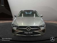 Gebraucht Mercedes CLA180 Progressive 136 PS (100 kW) 2025 Mountain grau Limousine