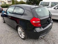 Gebraucht BMW 130 265 PS (194 kW) 2007 Schwarz Kleinwagen