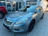Gebraucht Opel Insignia Edition 131 PS (96 kW) 2013 Silber Kombi