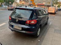 Gebraucht VW Tiguan Team 140 PS (102 kW) 2011 Blau SUV