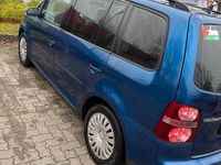 Gebraucht VW Touran 140 PS (102 kW) 2007 Blau Van / Kleinbus