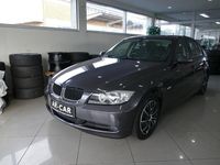 Gebraucht BMW 320 150 PS (110 kW) 2005 Grau Limousine
