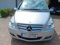 Gebraucht Mercedes B180 116 PS (85 kW) 2011 Silber Van / Kleinbus