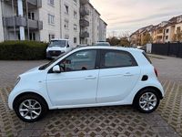 Gebraucht Smart ForFour Passion 91 PS (66 kW) 2015 Weiß Kleinwagen