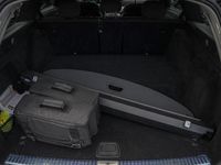 Gebraucht Mercedes E300 Avantgarde 320 PS (235 kW) 2022