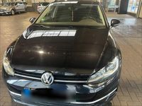 Gebraucht VW Golf VII 115 PS (84 kW) 2018 Schwarz Kombi