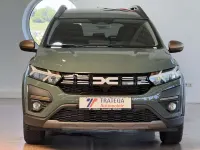 Gebraucht Dacia Jogger Extreme 141 PS (103 kW) 2025 Safarigrãœngrau Van / Kleinbus