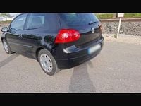Second-hand VW Golf V 101 CP (74 kW) 2007 Negru Berlinǎ