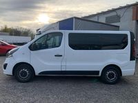 Gebraucht Opel Vivaro 125 PS (91 kW) 2017 Weiß Van / Kleinbus