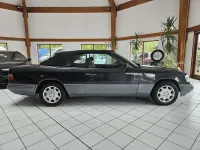 Gebraucht Mercedes E220 Sportline 150 PS (110 kW) 1994 Schwarz Cabrio