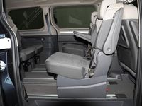 Neu VW Multivan Life 150 PS (110 kW) 2026 Candyweiß/ starlight blue metal Van