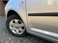 Gebraucht VW Caddy Life 80 PS (58 kW) 2009 Silber Van / Kleinbus