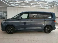 Gebraucht VW Multivan Style 150 PS (110 kW) 2025 Blaukeine angabe Van / Kleinbus