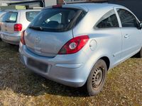 Second-hand Opel Corsa 80 CP (58 kW) 2007 Albastru Hatchback