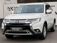 Gebraucht Mitsubishi Outlander Basis 150 PS (110 kW) 2019 Weiß SUV