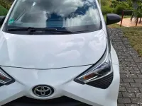Gebraucht Toyota Aygo 72 PS (52 kW) 2018 Weiß Kleinwagen