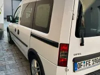 Używany Opel Combo 90 KM (66 kW) 2010 Minivan