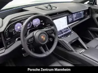 Gebraucht Porsche Cayenne Electric Chrono 325 kW (442 PS) 2026 Gruen SUV