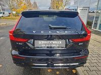 Gebraucht Volvo V60 Plus 197 PS (144 kW) 2025 Schwarz Kombi