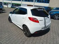 Gebraucht Mazda 2 Dynamic 86 PS (63 kW) 2010 Weiß Kleinwagen