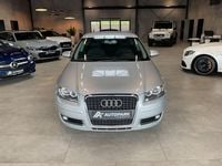 Second-hand Audi A3 Ambition 375 CP (275 kW) 2005 Argintiu Hatchback