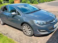 Gebraucht Opel Astra Exklusiv 120 PS (88 kW) 2015 Grau Limousine