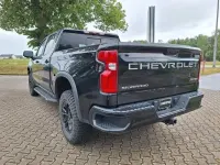 Gebraucht Chevrolet Silverado 426 PS (313 kW) 2022 Schwarz SUV