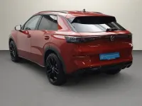 Neu VW T-Roc R-line 150 PS (110 kW) 2026 Flame red metallic SUV