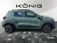 Second-hand Dacia Spring Extreme 47 kW (65 CP) 2023 Verde Hatchback