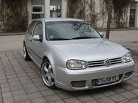 Gebraucht VW Golf IV Design 105 PS (77 kW) 2001 Silber metallic Limousine