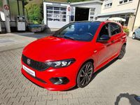 Gebraucht Fiat Tipo S 120 PS (88 kW) 2020 Passione rot mit schwarz. dach Kleinwagen