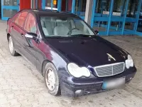 Gebraucht Mercedes C180 129 PS (94 kW) 2002 Blau Limousine