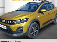 Neu Dacia Sandero Expression 110 PS (80 kW) 2026 Gelb Limousine