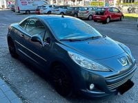 Gebraucht Peugeot 207 CC 120 PS (88 kW) 2012 Grau Cabrio