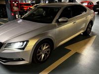 Gebraucht Skoda Superb 150 PS (110 kW) 2018 Silber Limousine