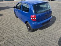Gebraucht VW Fox 54 PS (39 kW) 2007 Blau Kleinwagen