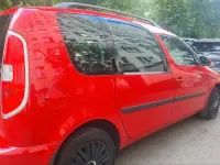 Gebraucht Skoda Roomster 105 PS (77 kW) 2009 Rot Van / Kleinbus